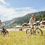 Апарт-отель Les Grandes Feignes Labellemontagne